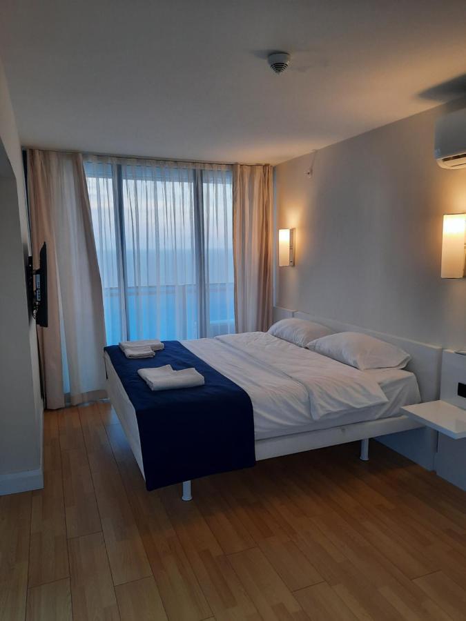 The Best Beach Aparthotel Orbi City Batum Dış mekan fotoğraf