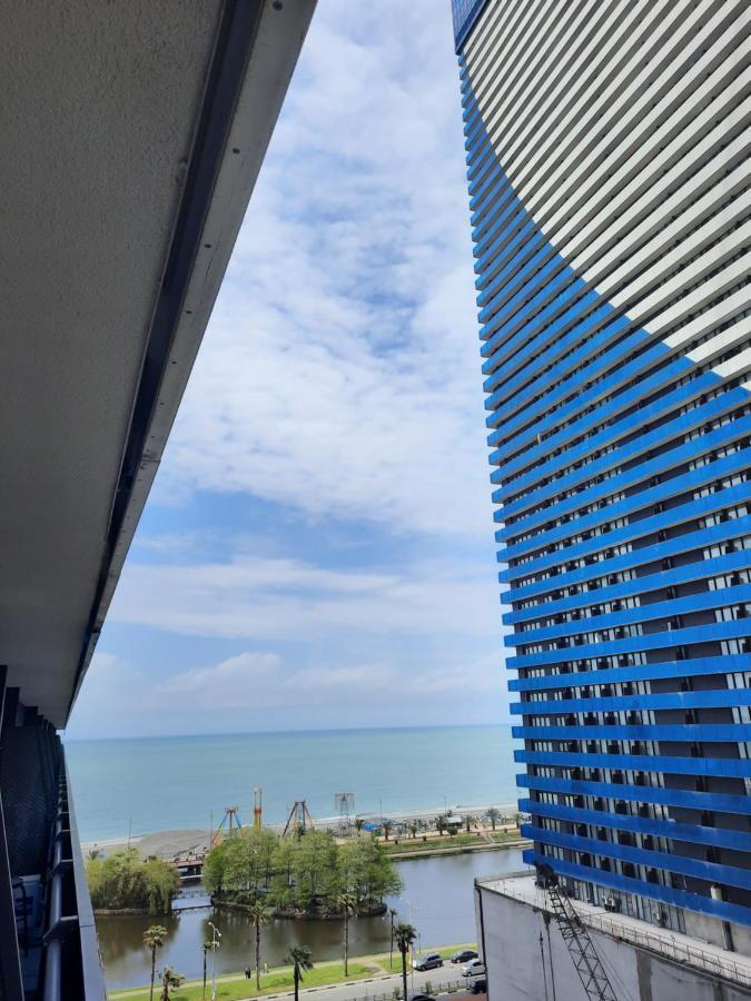 The Best Beach Aparthotel Orbi City Batum Dış mekan fotoğraf